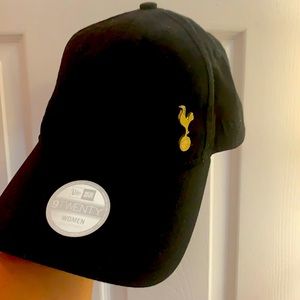 New Era Women’s Tottenham Black Adjustable Cap